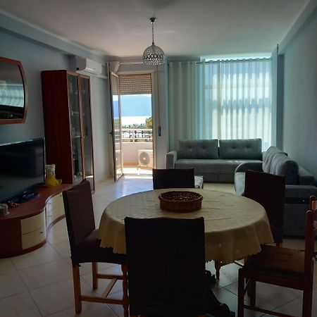 Duplex Lungomare Suites Vlorë Værelse billede