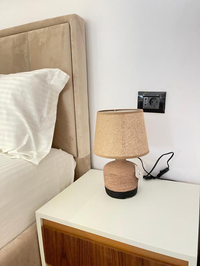 Duplex Lungomare Suites Vlorë Eksteriør billede