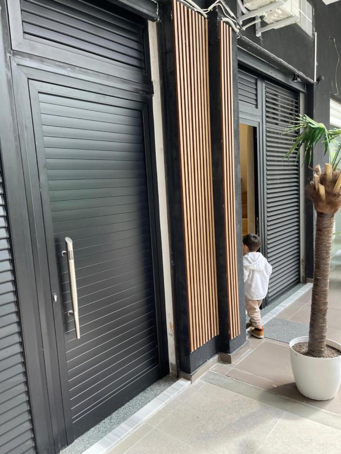 Duplex Lungomare Suites Vlorë Eksteriør billede
