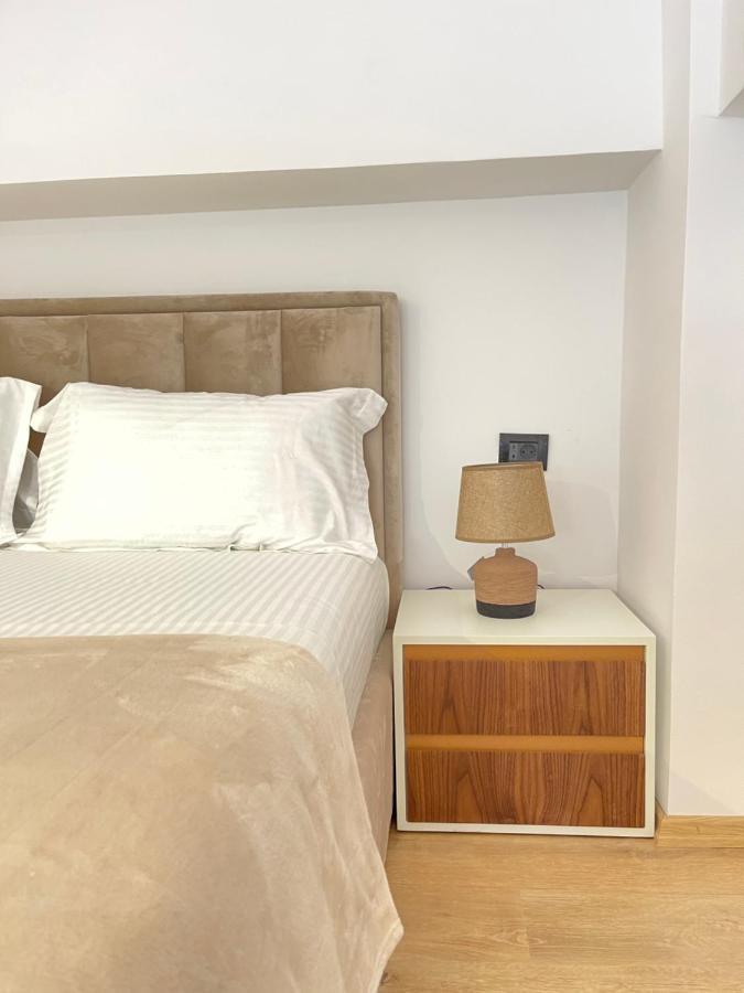 Duplex Lungomare Suites Vlorë Eksteriør billede