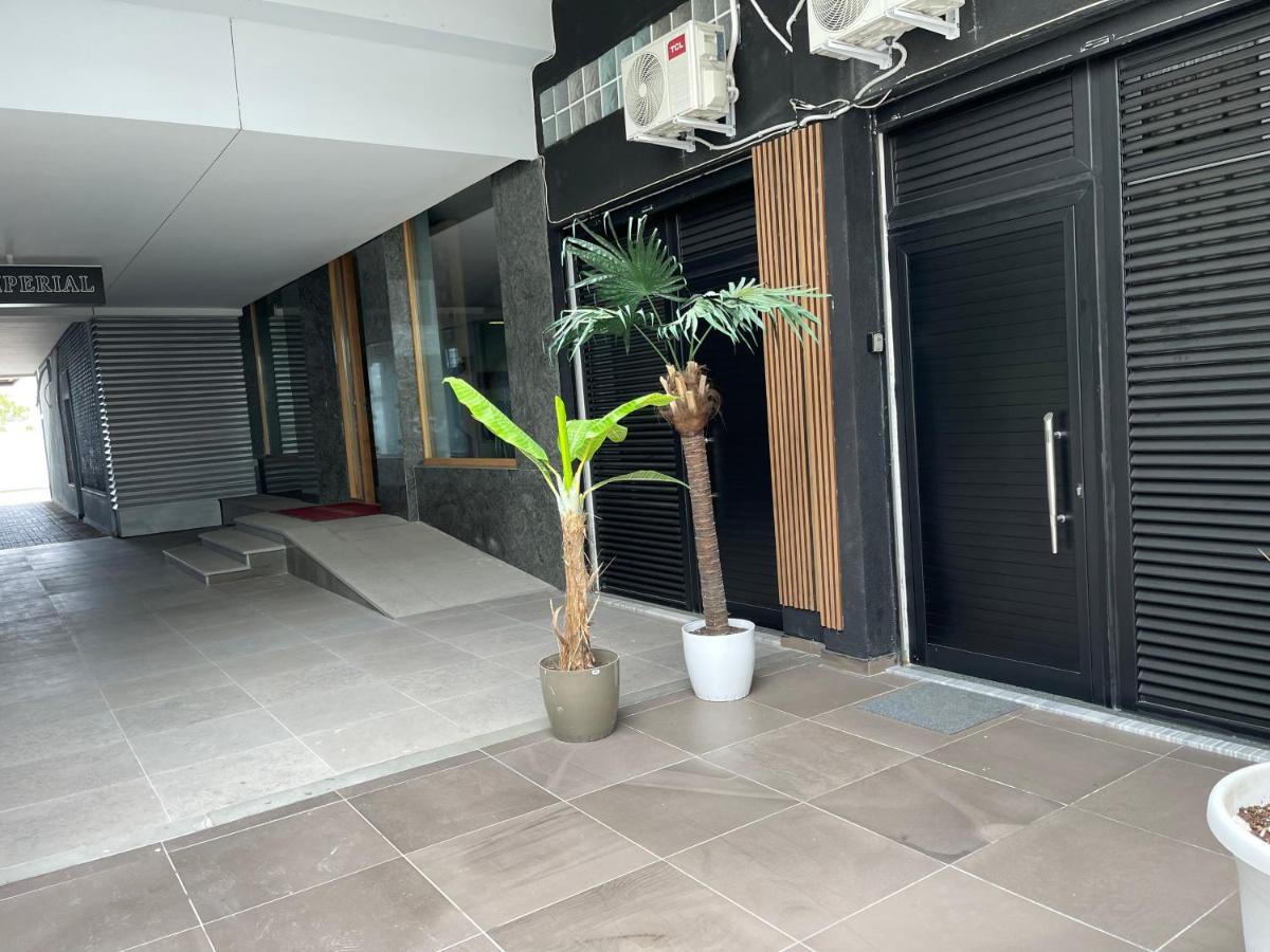 Duplex Lungomare Suites Vlorë Eksteriør billede