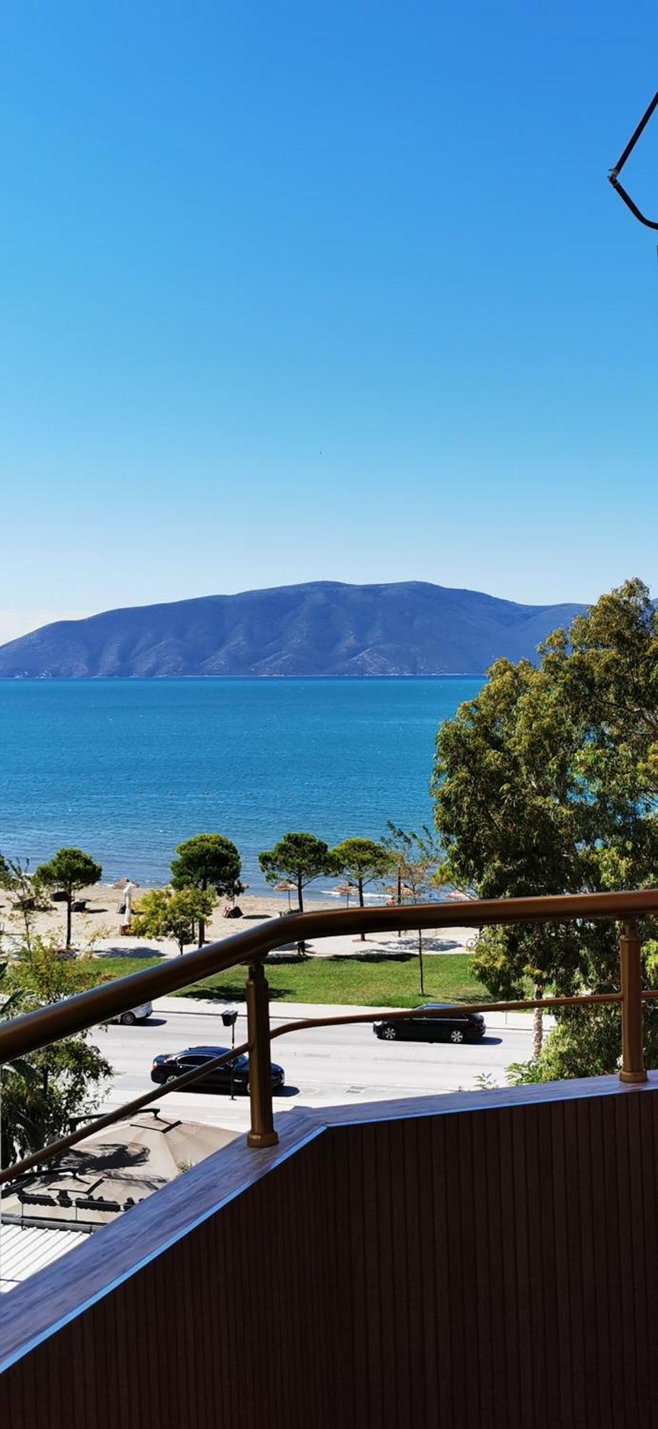 Duplex Lungomare Suites Vlorë Eksteriør billede