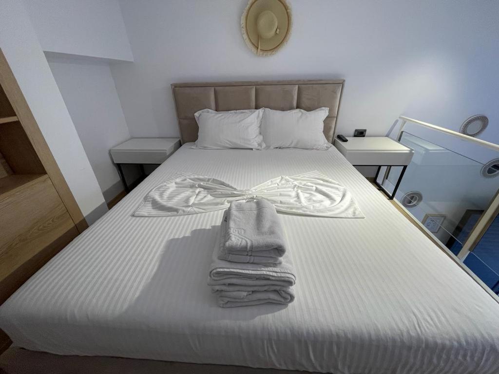 Duplex Lungomare Suites Vlorë Eksteriør billede