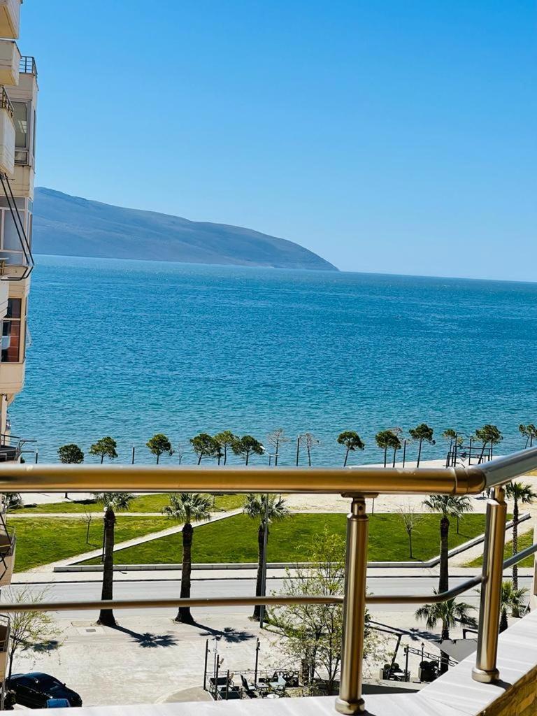 Duplex Lungomare Suites Vlorë Eksteriør billede