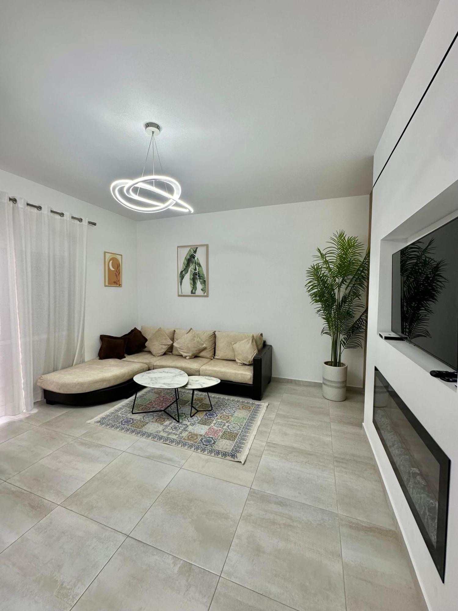 Duplex Lungomare Suites Vlorë Eksteriør billede